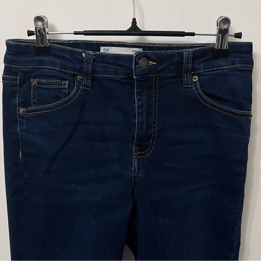 Ardene Woman’s Dark Blue Skinny High Rise Jeans - Picture 3 of 8